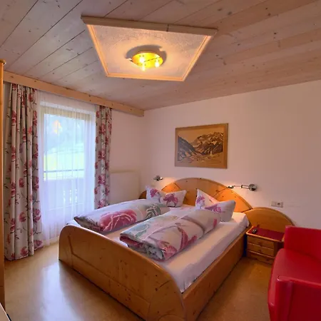 Ferienwohnung Ausblick Zillertal Hainzenberg Exterior photo