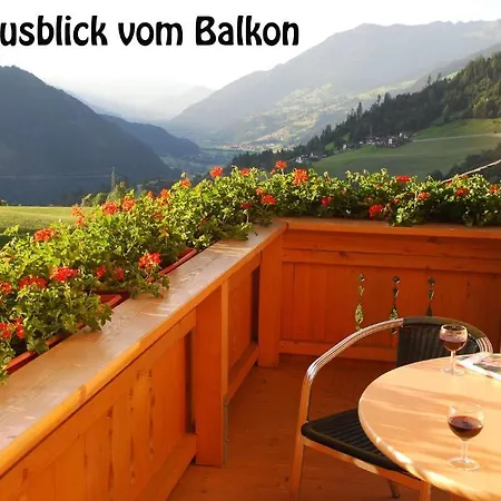 Ferienwohnung Ausblick Zillertal Hainzenberg Room photo
